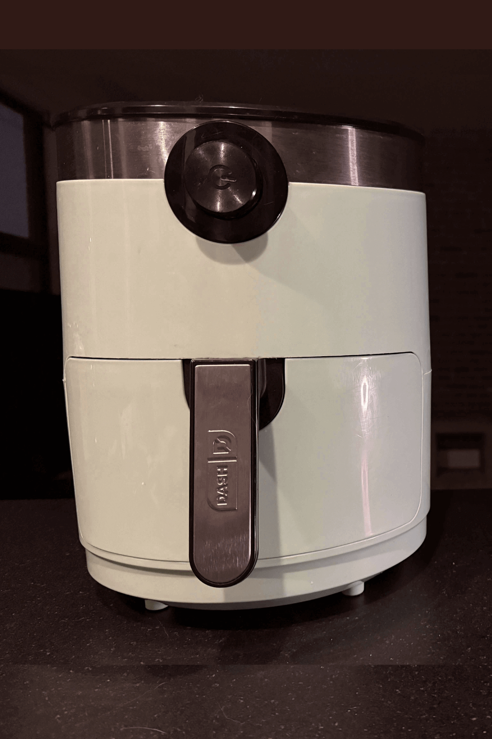 air fryer on kitchen counter used for low carb meals